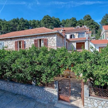 Vrbanj Holiday House With A Parking Space Svirce, Hvar - 17682 מראה חיצוני תמונה