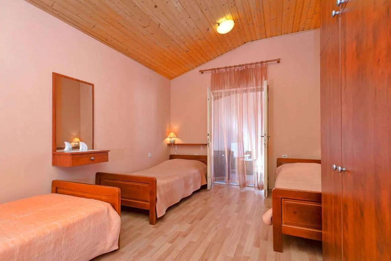 Vrbanj Holiday House With A Parking Space Svirce, Hvar - 17682 מראה חיצוני תמונה